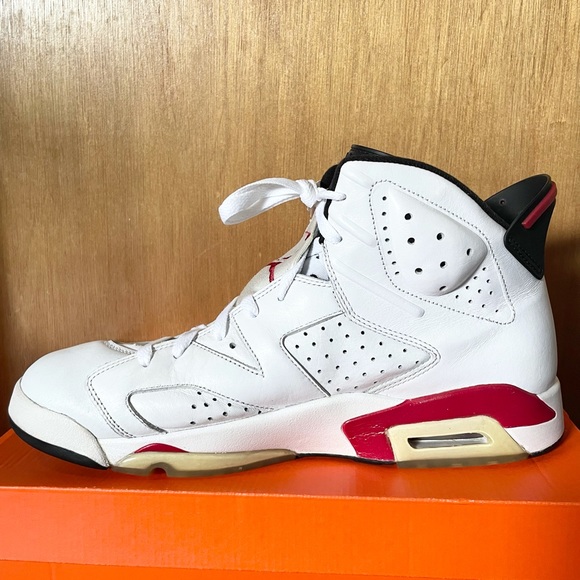 SOLD ❌ Jordan 6 Retro “Bulls” size 13 384664-102 2010 PRE-OWNED - Picture 5 of 8